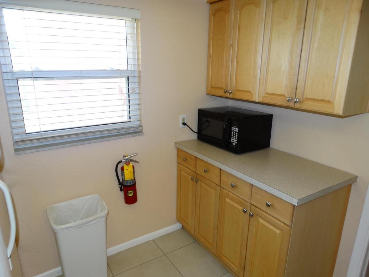 Spanish Main Unit 4- Direct Oceanfront Condo! Cocoa Beach Exterior foto